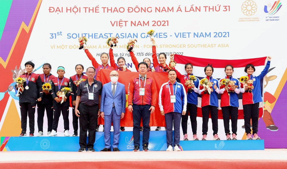 Seagames 31: Đội đua thuyền Canoeing Việt Nam thi đấu xuất sắc đoạt thêm 2 huy chương vàng trong ngày kết thúc giải đấu